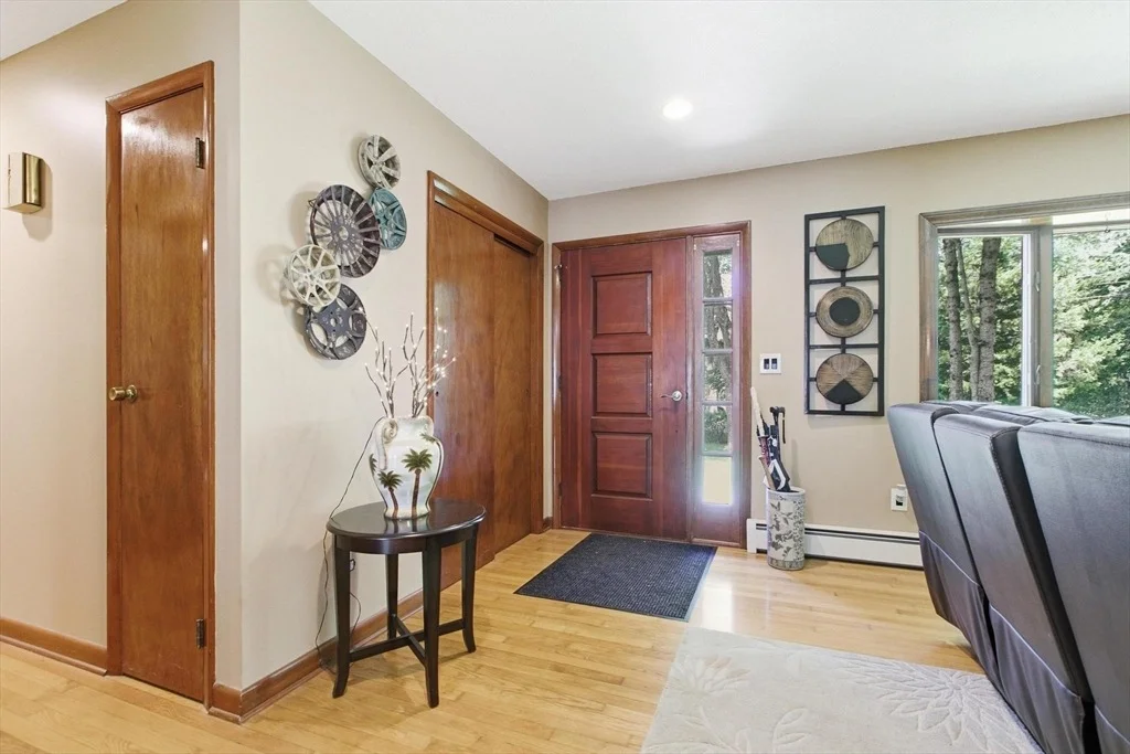 Photo of 152 Lake St