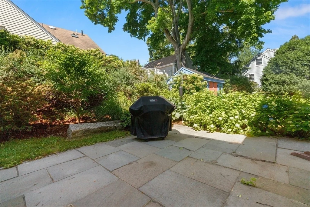 Photo of 94 Lovett St
