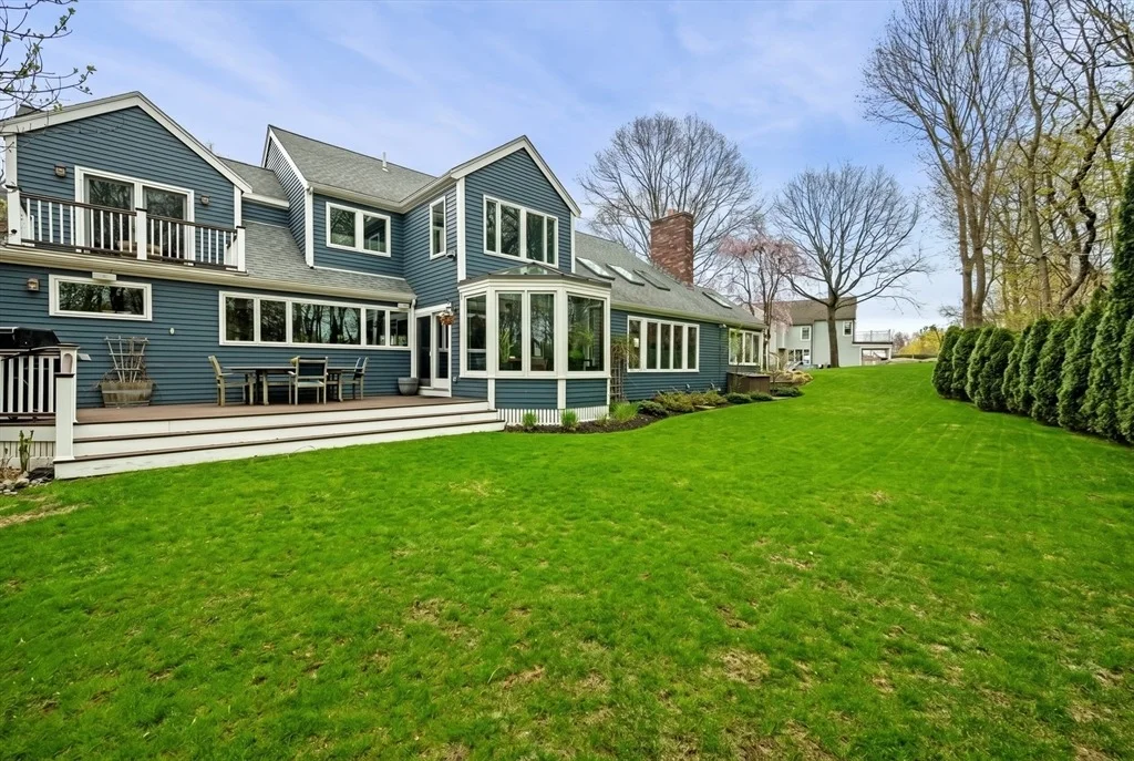 Photo of 3 Beacon Heights Ln