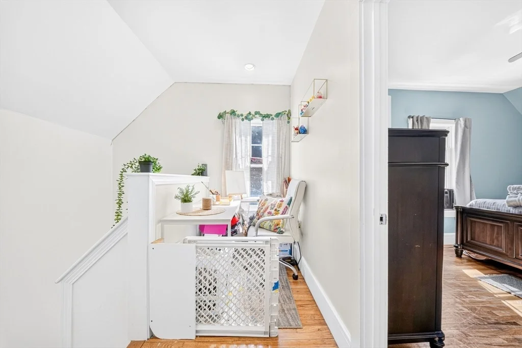 Photo of 22 Emerson