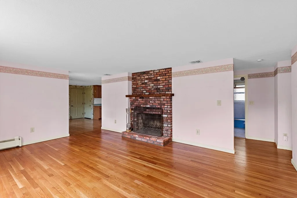 Photo of 8 Maraspin Rd