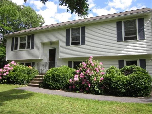 Photo of 190 Hillside Rd