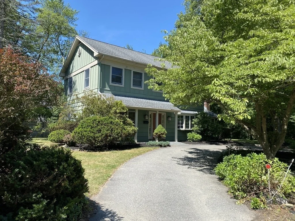 Photo of 114 Maple St