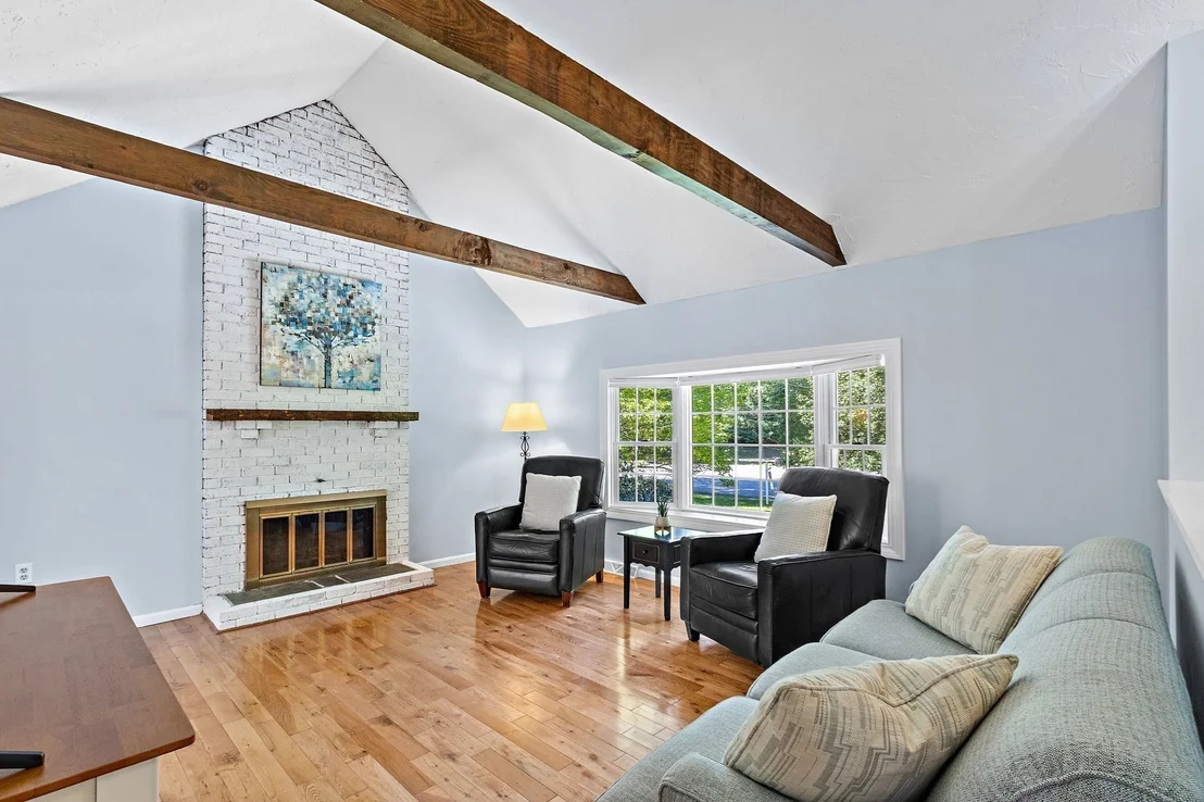 Photo of 13 Annabel Ln