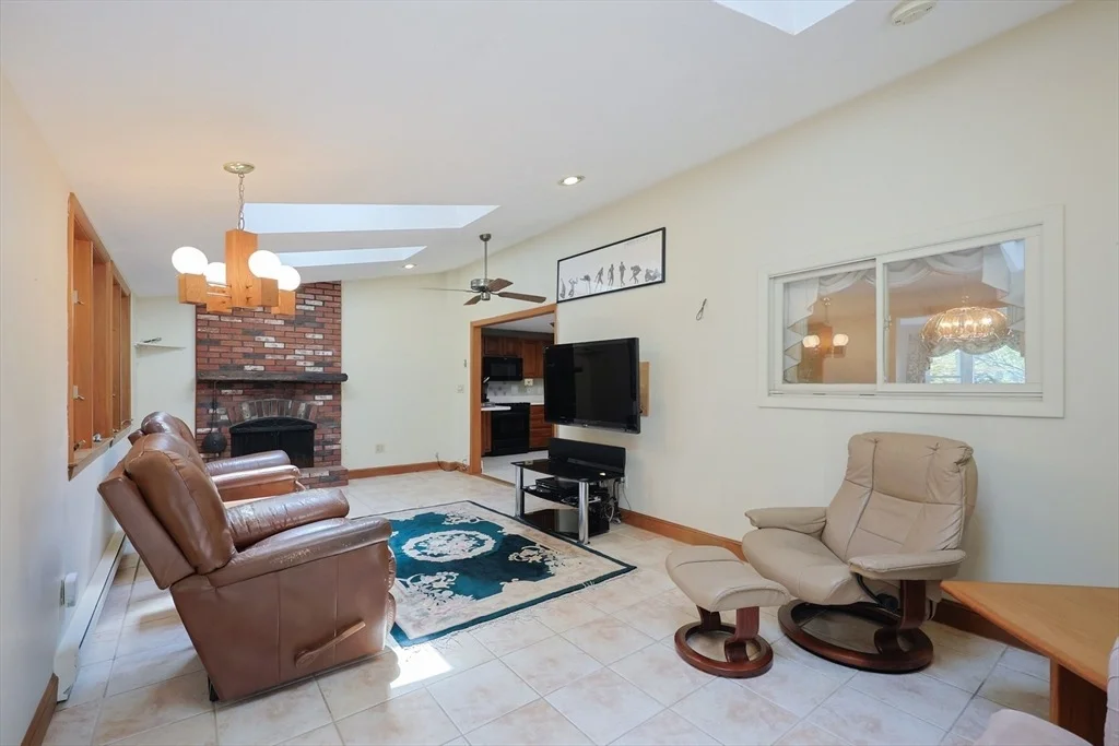 Photo of 175 Westfield Dr