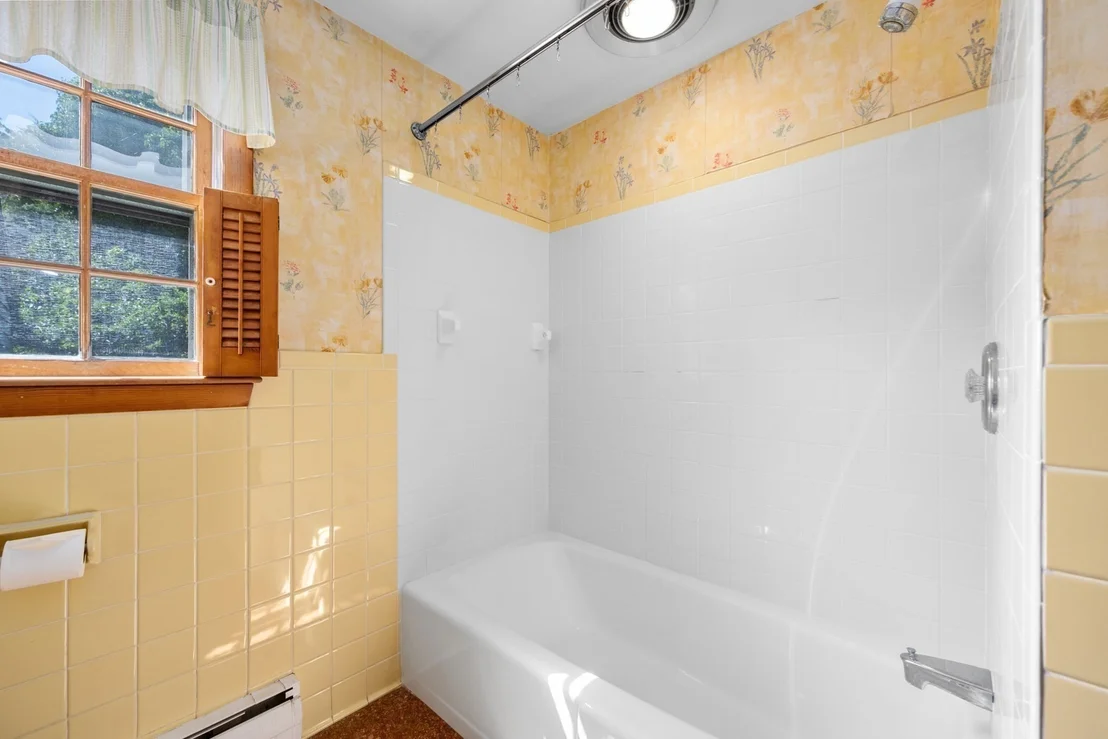 Photo of 61 Laurel Rd