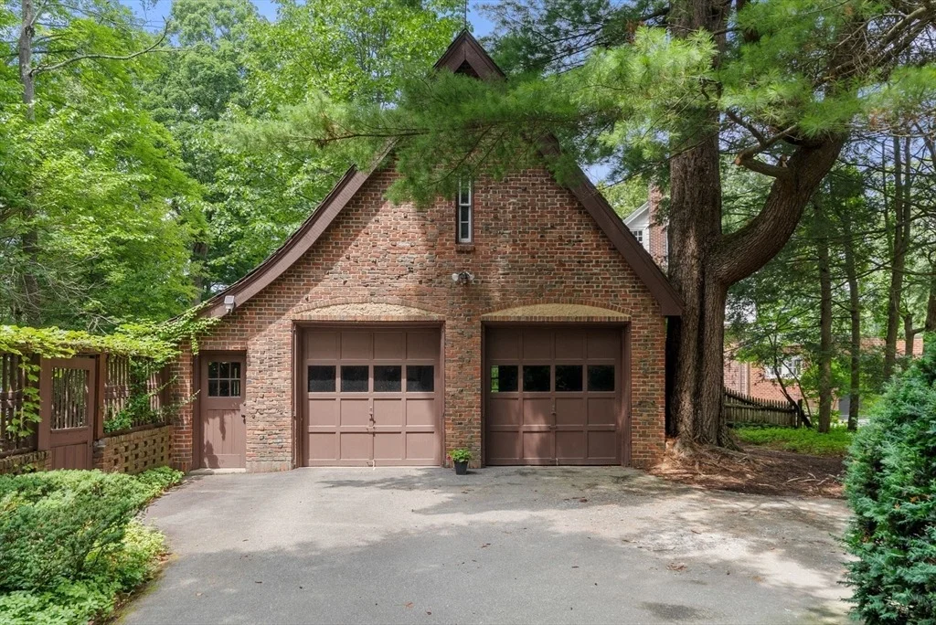 Photo of 25 Hillside Rd