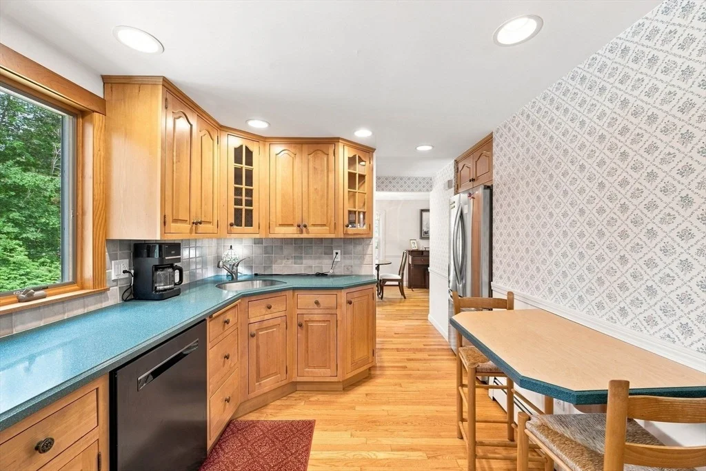 Photo of 6 Cedarview Rd