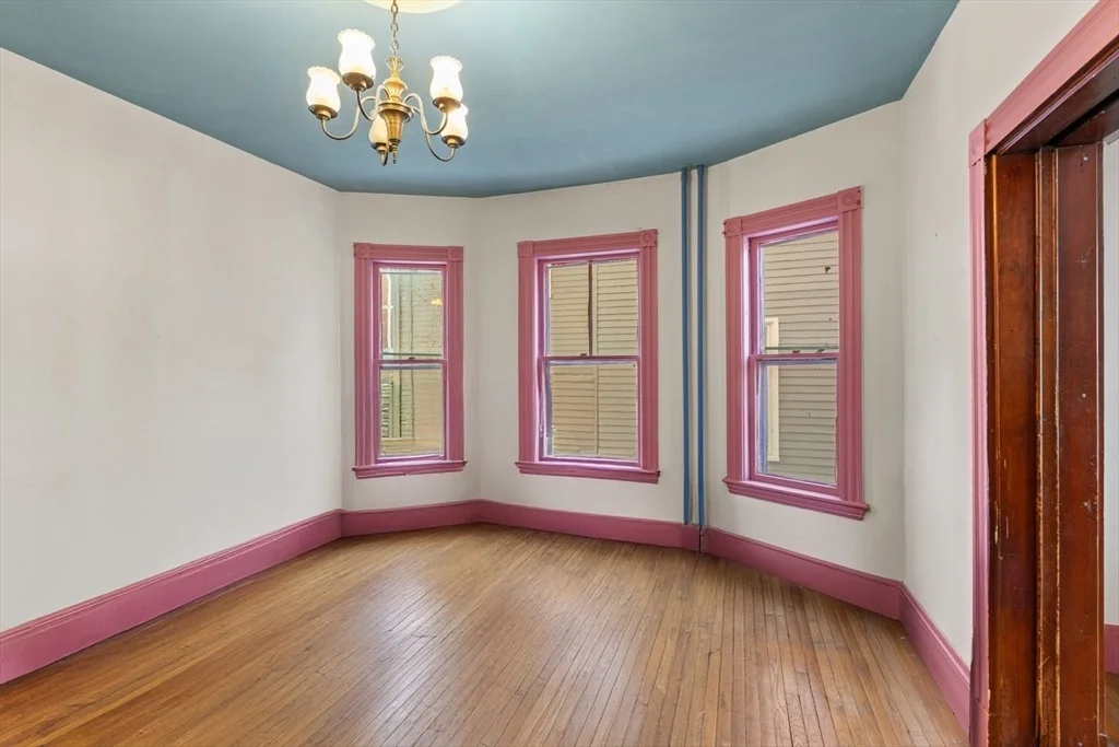 Photo of 15 Willow Ave