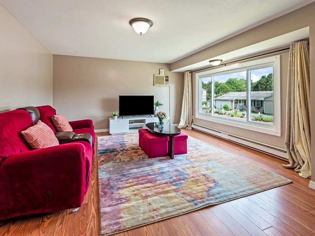 Photo of 39 Barbara Ave