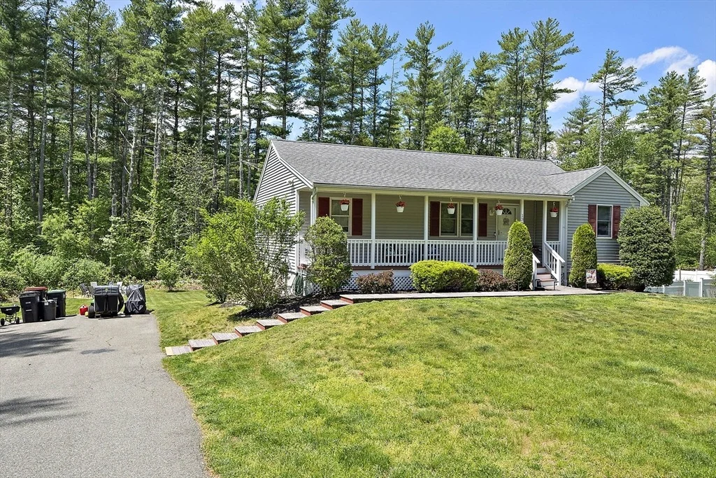 Photo of 136 Elm St