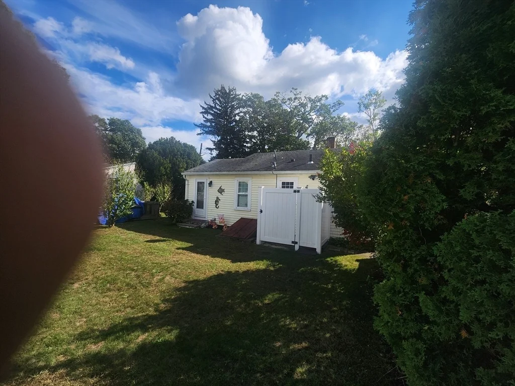 Photo of 7 Quasuet Ave