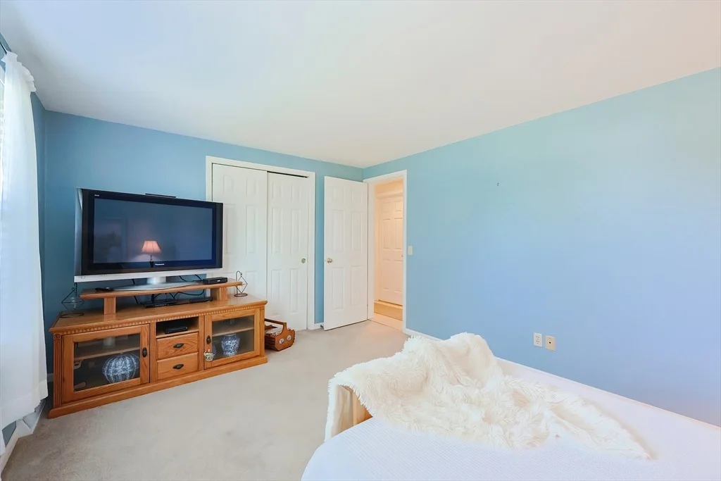 Photo of Unit B at 4 Megan Ct