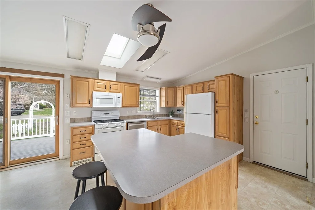 Photo of 6802 Oak Point Drive