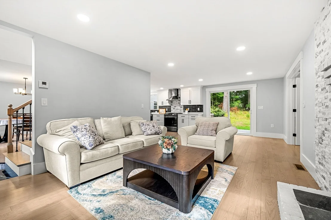 Photo of 6 Craig Cir