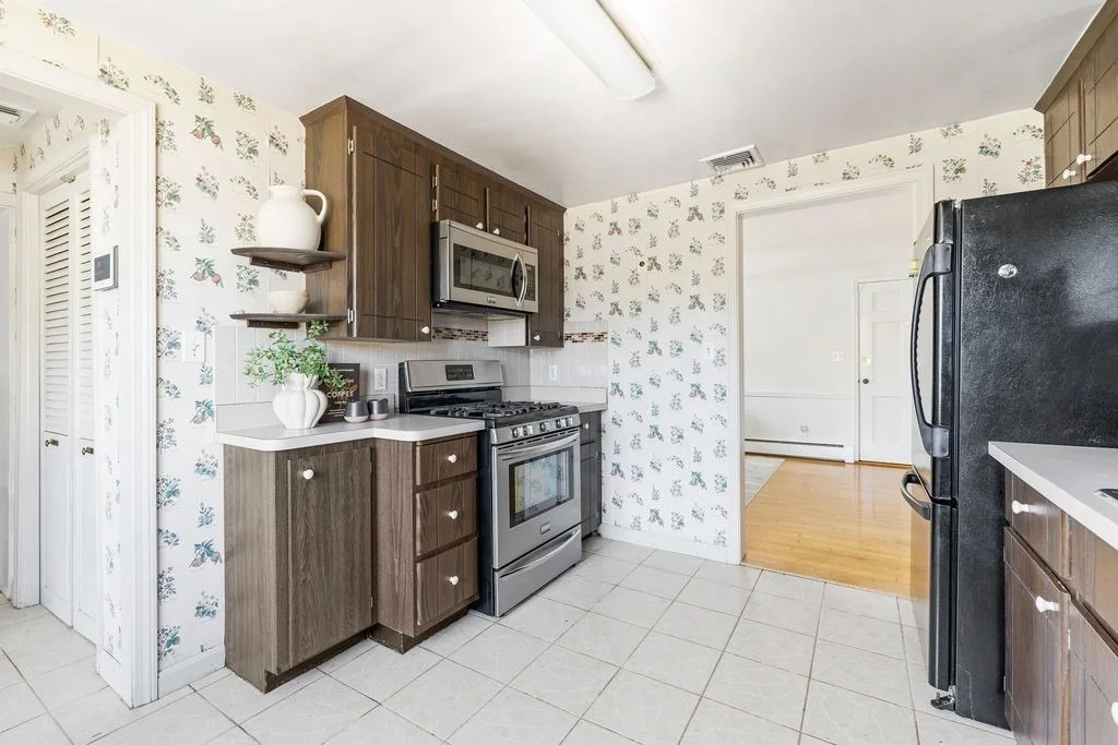 Photo of 241 Walnut St