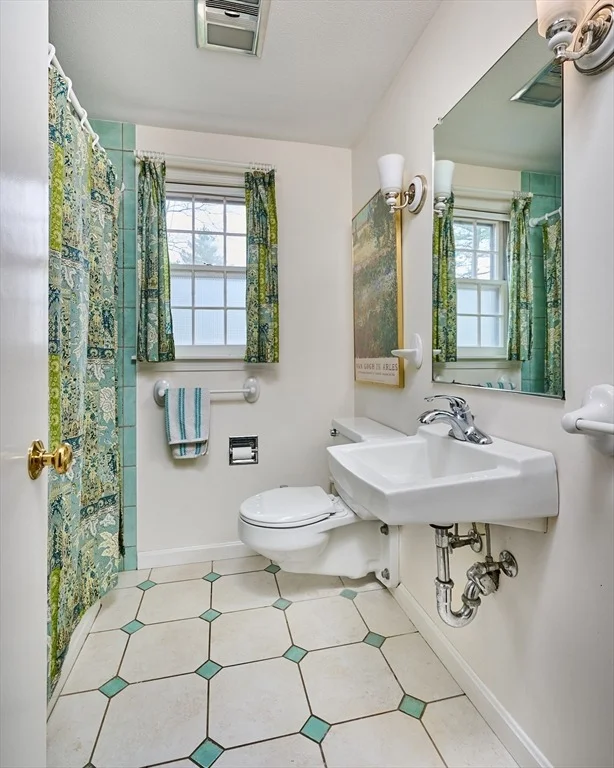 Photo of 33 Echo Hill Rd.