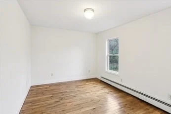 Photo of 118 River Rd