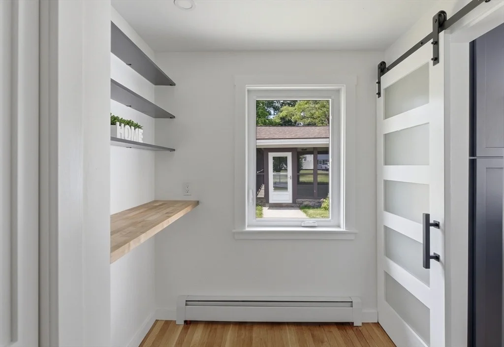 Photo of 40 Pine St