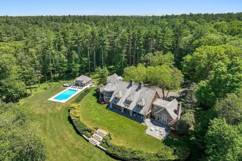 Photo of 12 and 0 Hunter Dr.