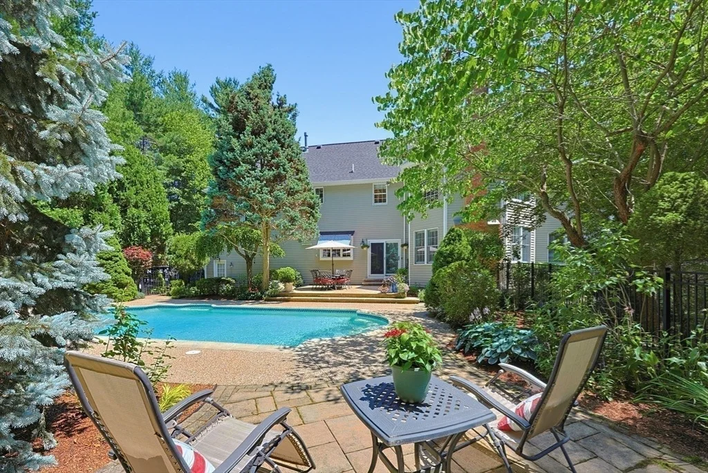Photo of 64 Deerview Way