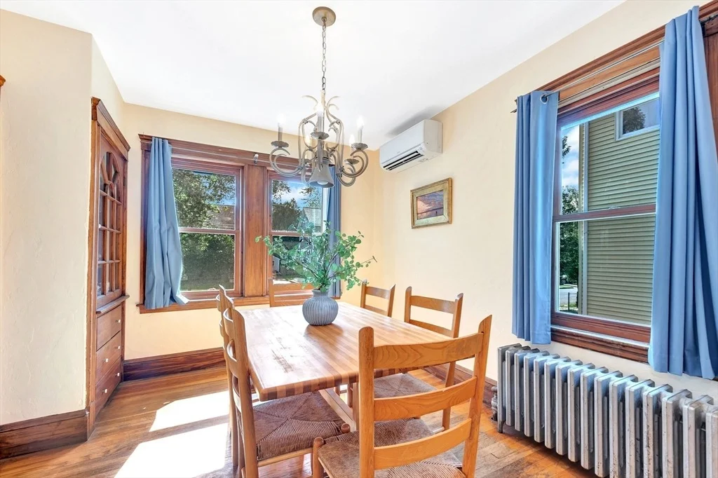 Photo of 321 Park Avenue