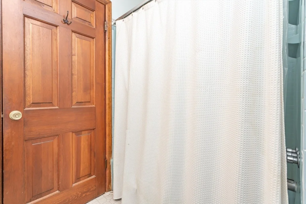 Photo of 105 Cornhill Rd