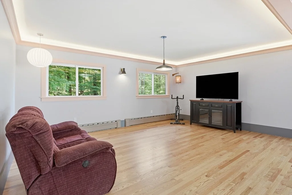Photo of 131 Warren Ave