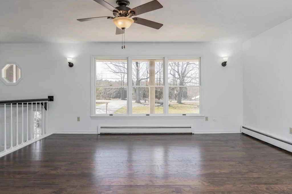 Photo of 106 Knower Rd