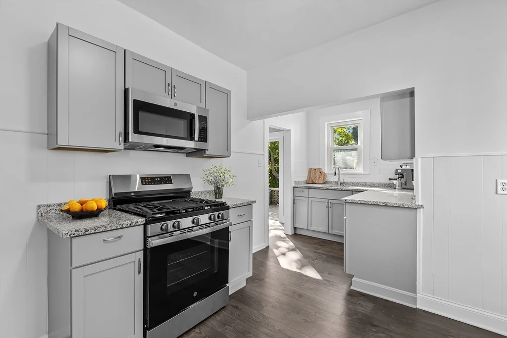 Photo of 56 Beacon St