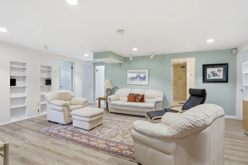 Photo of 32 Baskin Road