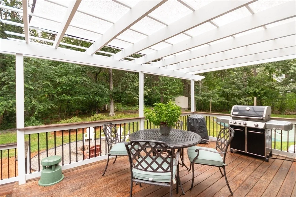 Photo of 620 Pleasant St