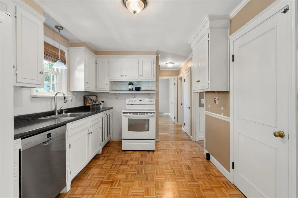 Photo of 19 Jefferson Road