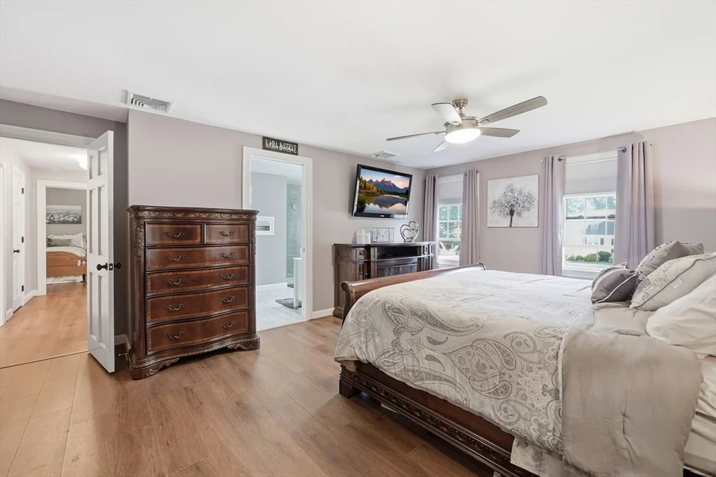 Photo of 45 Constitution Dr