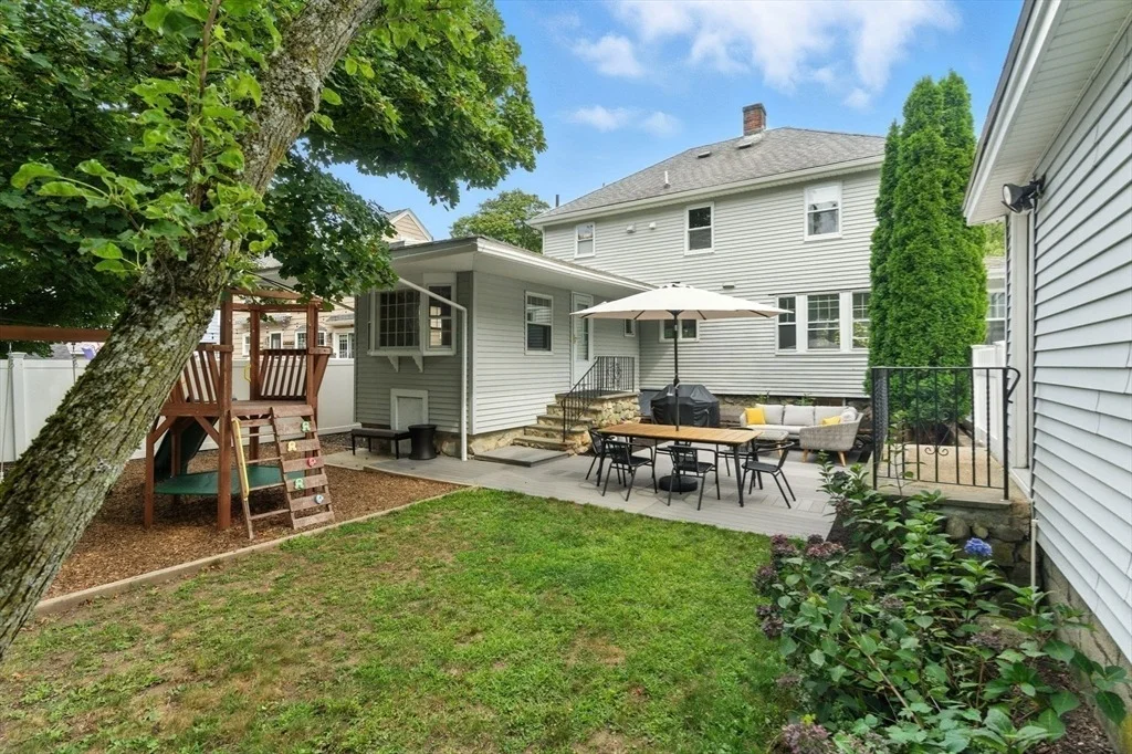Photo of 9 Rustic Rd