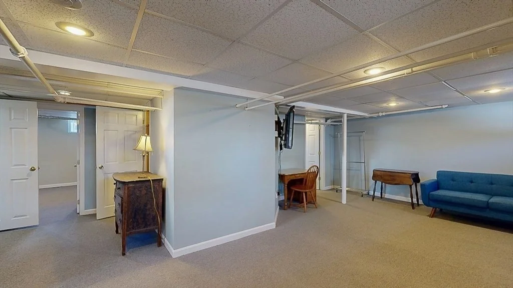 Photo of 907 Pleasant St