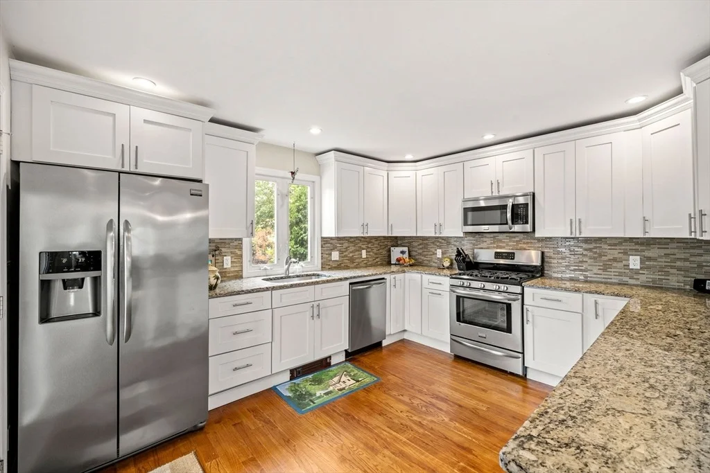 Photo of 15 Beacon St