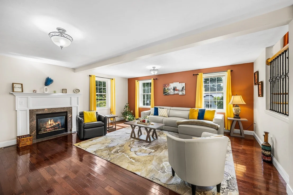 Photo of 10 Egan Ave