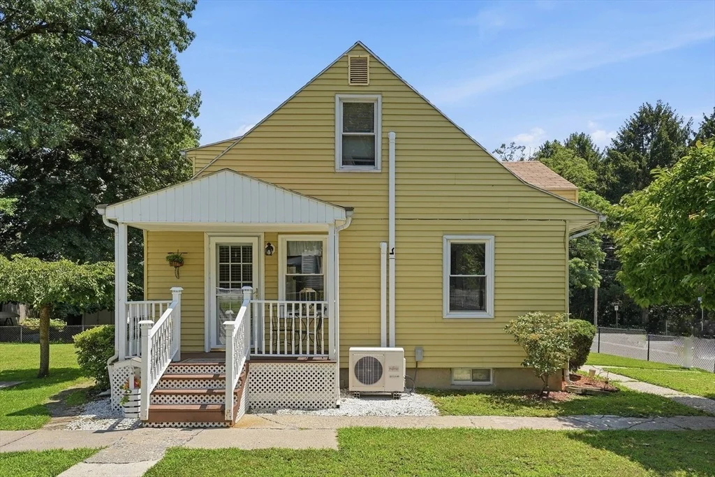 Photo of 85 Brook St