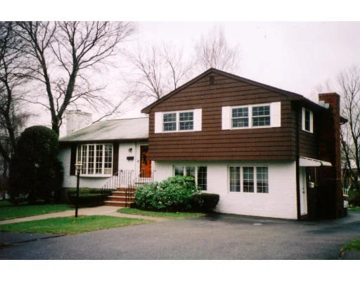 Photo of 2 Appleton Rd.