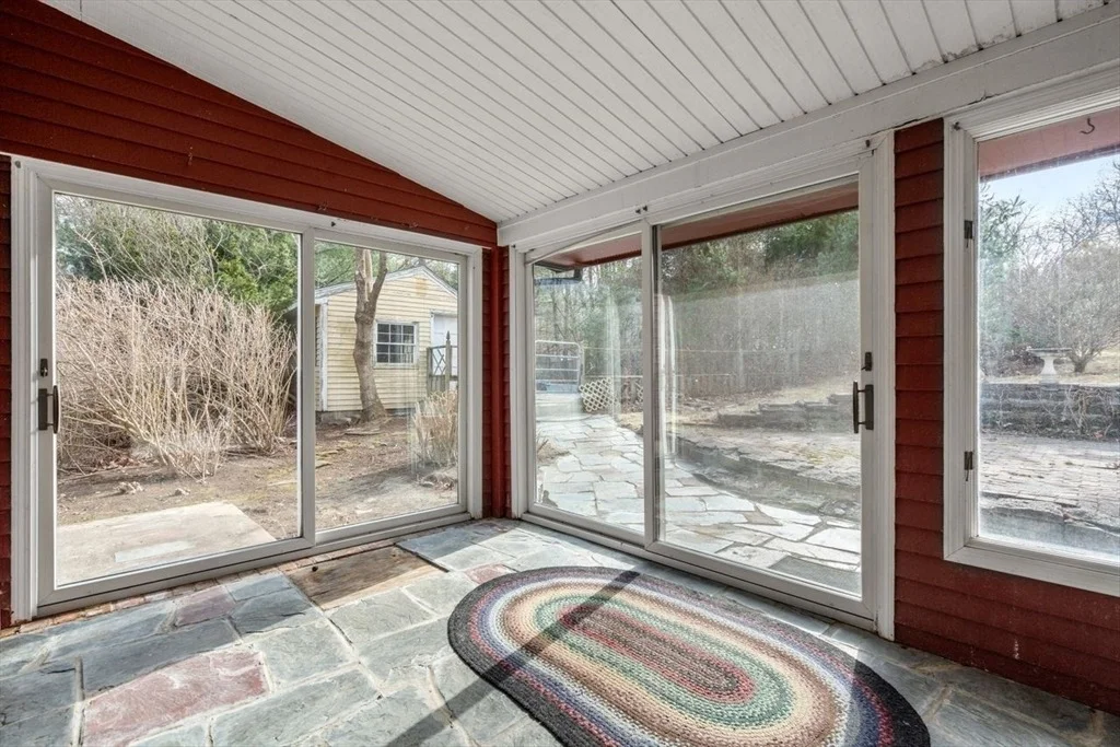 Photo of 422 Liberty Square Rd