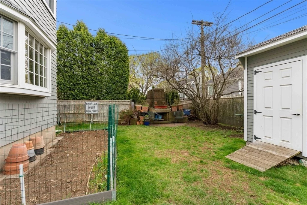 Photo of 23 Sevinor Rd