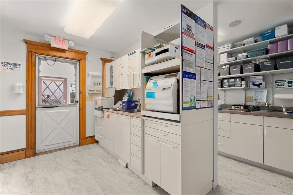 Photo of 826 Broadway