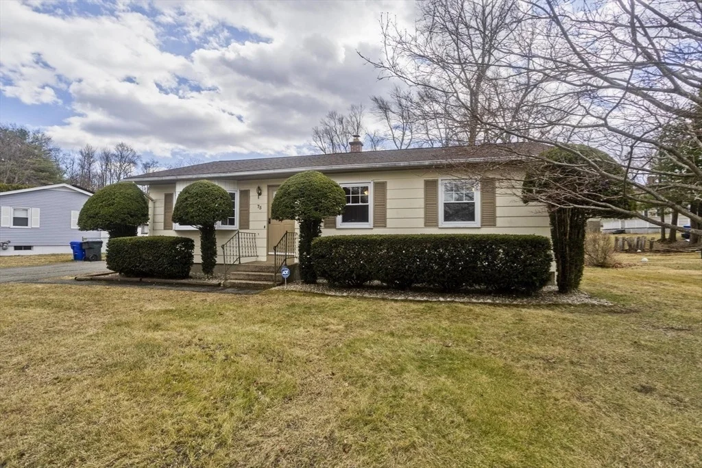Photo of 75 Penncastle St