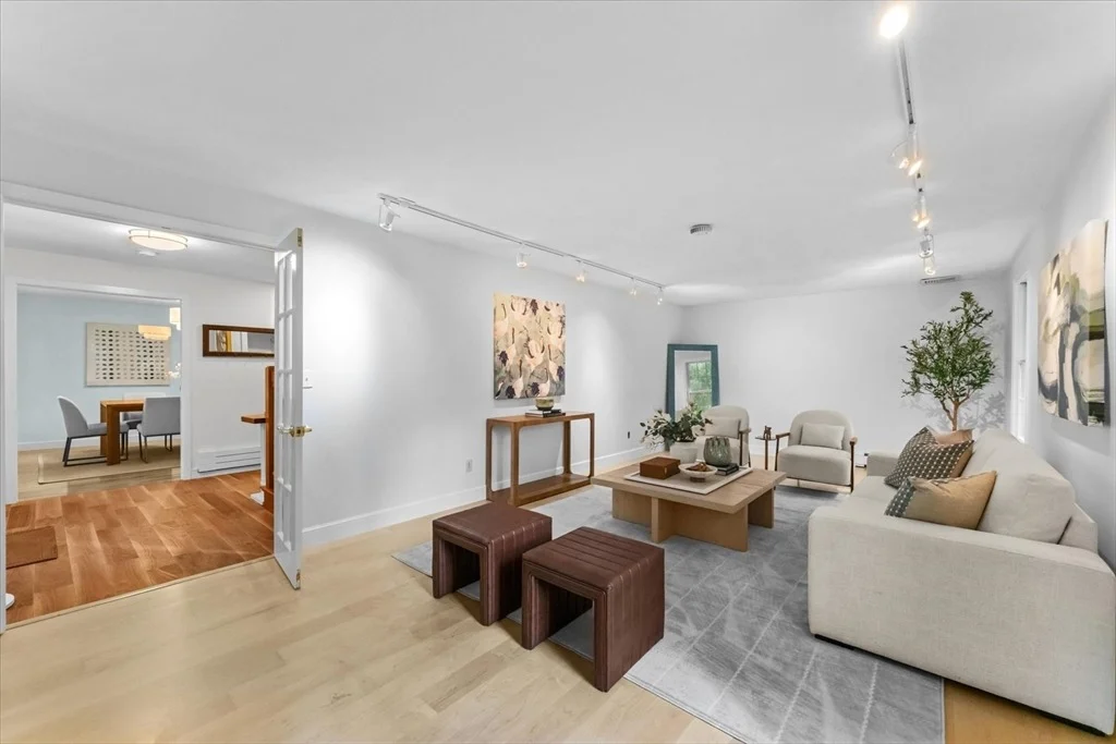 Photo of 6 Phillips Rd
