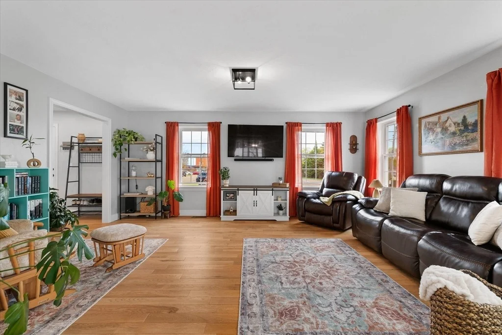 Photo of 200 Greeley St