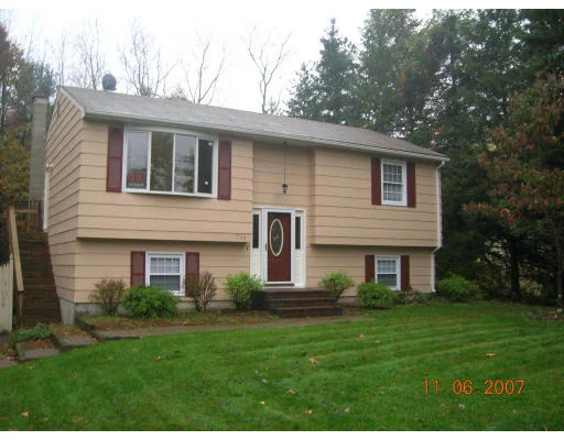 Photo of 269 Oak Hollow Rd