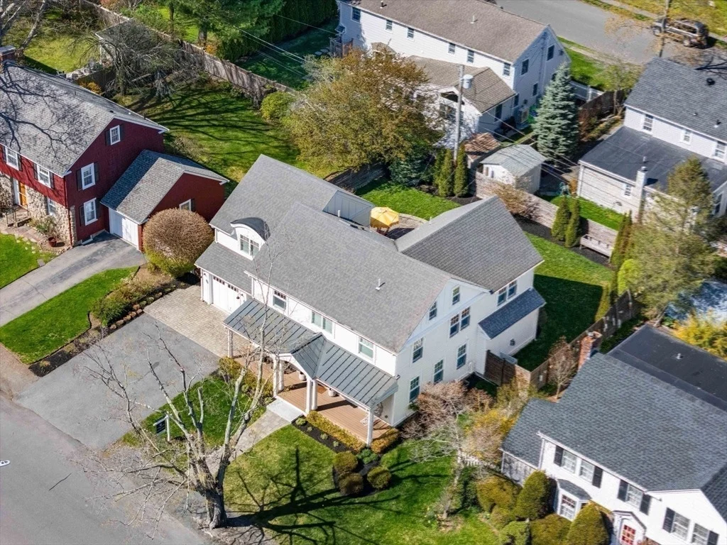 Photo of 18 Rose Ave