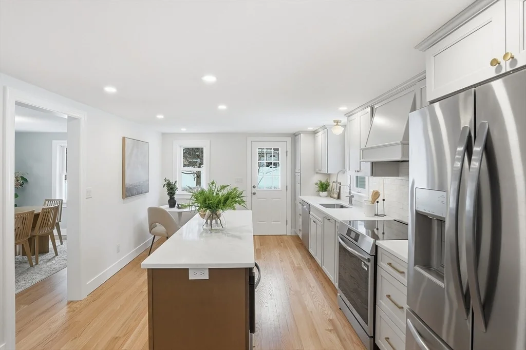 Photo of 4 Littlefield Rd