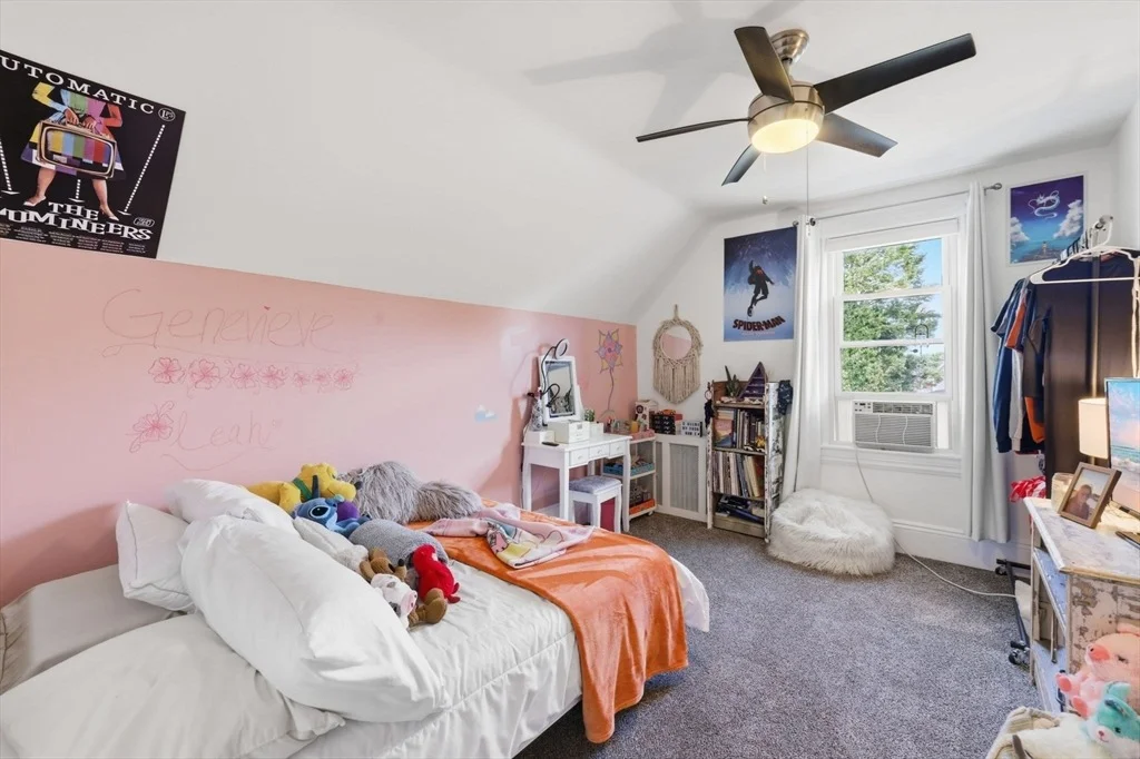 Photo of 9 Munroe St